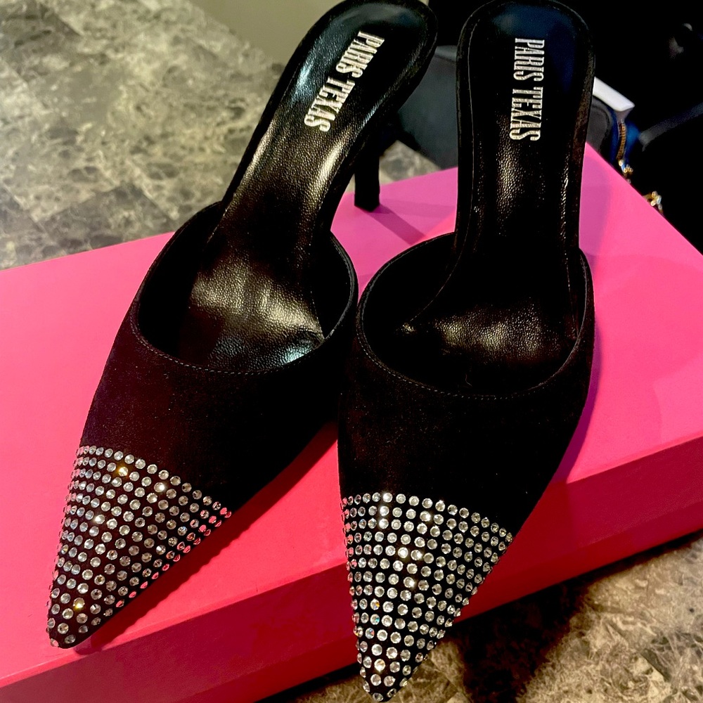 Paris Texas Holly Cherry 95 Mule in Black.